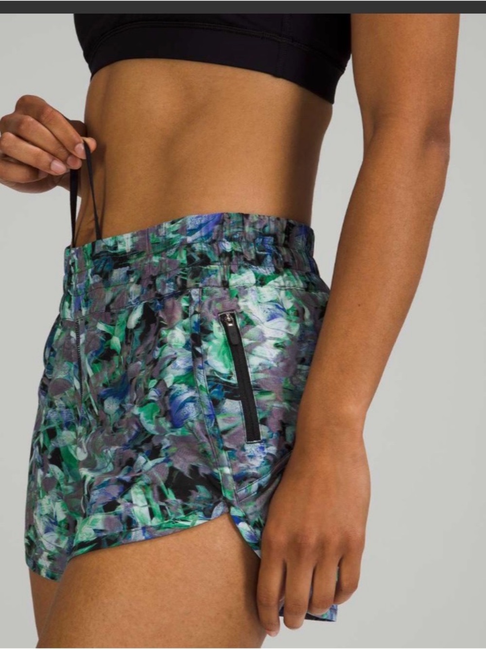 Lululemon Tracker Short Womens 6 Black Lined 4” Running Jogging Training